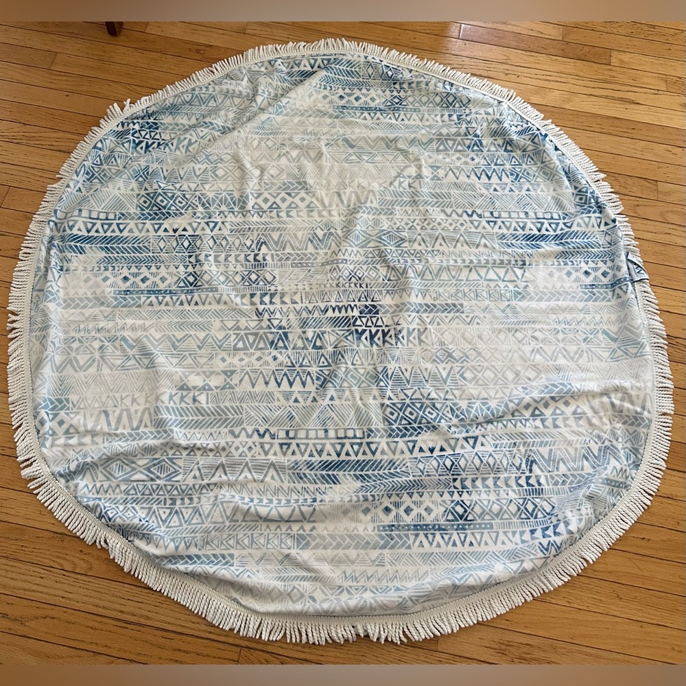 DSW‎ blue & white round beach pool towel